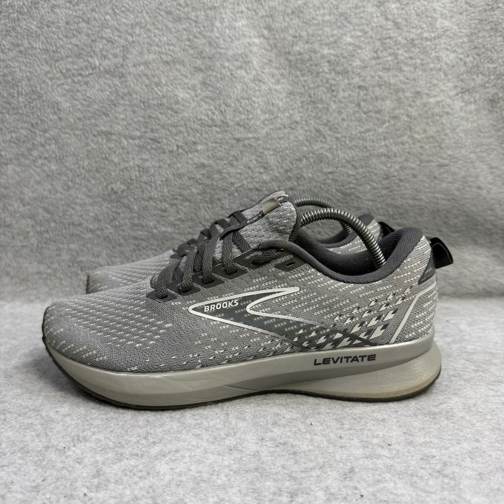Brooks Levitate 5 Women Size 7.5 Running Shoes Gray Athletic Sneaker 1203571B026